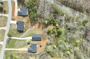 550 Cypress Dr, Mount Airy, GA 30563 - Photo 24