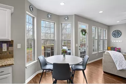 508 Chestnut Walk, Canton, GA 30114 - Photo 10