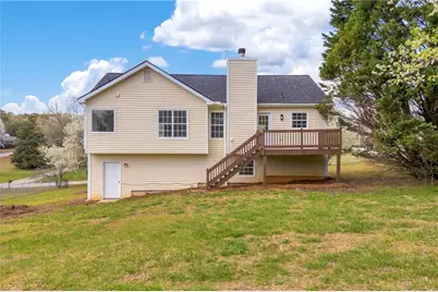 301 Jonaquil Avenue, Auburn, GA 30011 - Photo 4