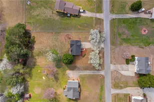 301 Jonaquil Ave, Auburn, GA 30011 - Photo 46