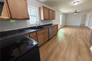 3662 Lakeview Dr, Gainesville, GA 30501 - Photo 20
