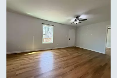 3662 Lakeview Drive, Gainesville, GA 30501 - Photo 12