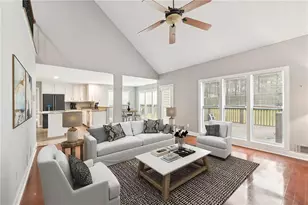 531 Shyrewood Dr, Lawrenceville, GA 30043 - Photo 6