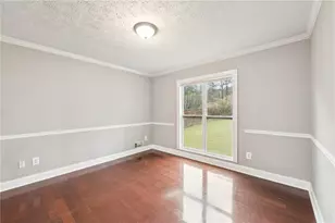 531 Shyrewood Dr, Lawrenceville, GA 30043 - Photo 4