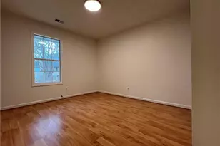 1260 Della Way, Lawrenceville, GA 30043 - Photo 14