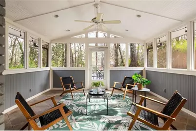 176 E Parkwood Road, Decatur, GA 30030 - Photo 10