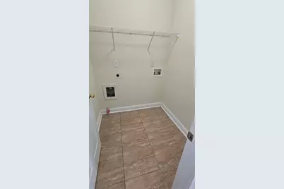 1550 Heatherglade Lane, Lawrenceville, GA 30045 - Photo 18