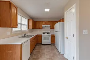 5239 Pine Branch Ct, Sugar Hill, GA 30518 - Photo 10