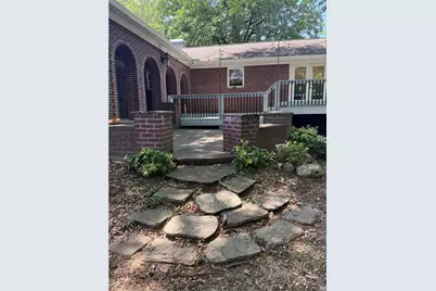 224 Hillcrest Drive, Calhoun, GA 30701 - Photo 8