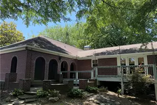 224 Hillcrest Dr, Calhoun, GA 30701 - Photo 6