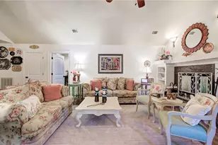 224 Hillcrest Dr, Calhoun, GA 30701 - Photo 14