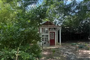 224 Hillcrest Dr, Calhoun, GA 30701 - Photo 4