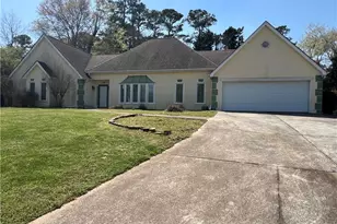 3460 Miller Farms Ln, Peachtree Corners, GA 30096 - Photo 2