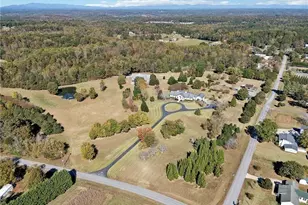 1892 Blacks Mill Rd, Dawsonville, GA 30534 - Photo 2