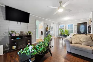 93 Gloster Rd SW, Lawrenceville, GA 30044 - Photo 10