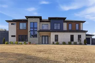 556 Versailles Dr, Auburn, GA 30011 - Photo 1