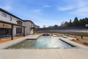 556 Versailles Dr, Auburn, GA 30011 - Photo 38