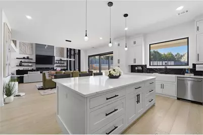 556 Versailles Drive, Auburn, GA 30011 - Photo 12