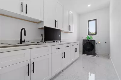 556 Versailles Drive, Auburn, GA 30011 - Photo 34