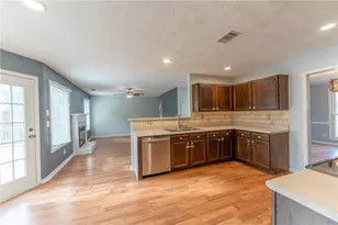 745 Winding River Dr, Lawrenceville, GA 30046 - Photo 10