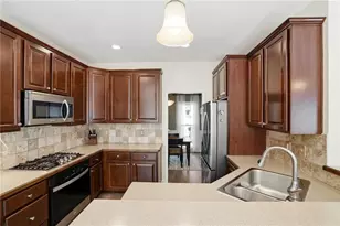 3985 Chestnut Springs Ct, Cumming, GA 30041 - Photo 10