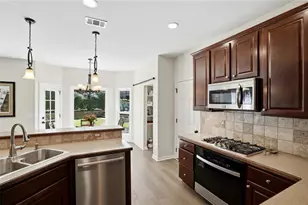 3985 Chestnut Springs Ct, Cumming, GA 30041 - Photo 10