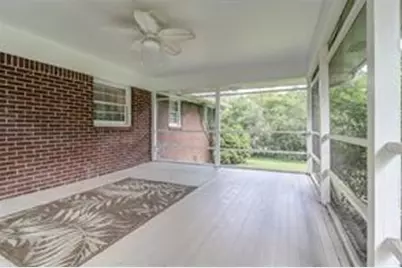 2677 Clairmont Road NE, Atlanta, GA 30329 - Photo 18