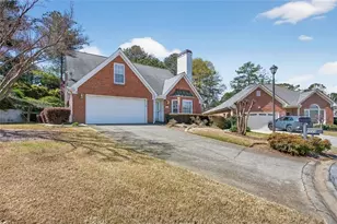 4644 Driftwater Rd, Duluth, GA 30096 - Photo 2