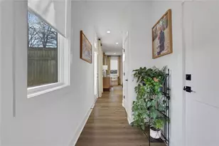 358 Clarendon Ct, Gainesville, GA 30501 - Photo 4