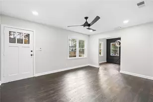 2533 Plantation Dr, East Point, GA 30344 - Photo 12