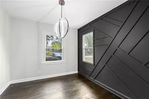 2533 Plantation Dr, East Point, GA 30344 - Photo 10