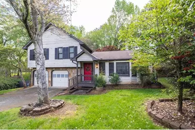 1763 Hearth Stone Circle, Lawrenceville, GA 30043 - Photo 4