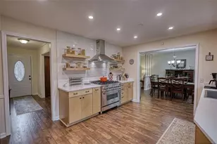 832 Sweet Briar Ln SE, Conyers, GA 30094 - Photo 10