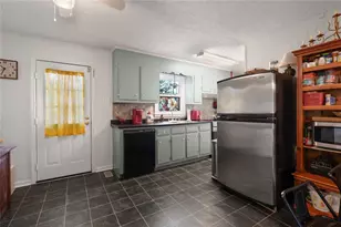 141 Ruben Dr NE, Calhoun, GA 30701 - Photo 16