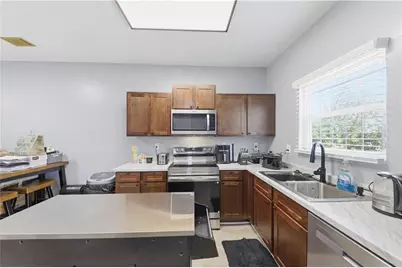 2166 Braxton Road SW, Atlanta, GA 30331 - Photo 6