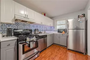 901 Summit N Dr NE, Atlanta, GA 30324 - Photo 12