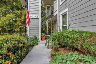 901 Summit N Dr NE, Atlanta, GA 30324 - Photo 2