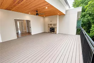 3513 Kingsboro Rd, Atlanta, GA 30326 - Photo 4