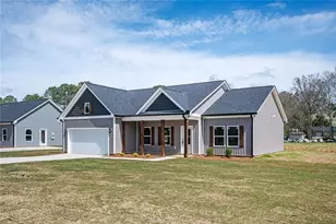 516 Branch St, Cedartown, GA 30125 - Photo 8