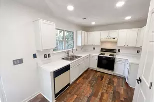 3720 Majestic Dr SW, Marietta, GA 30060 - Photo 2