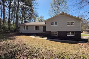 2006 Chelsea Ln, Acworth, GA 30102 - Photo 1