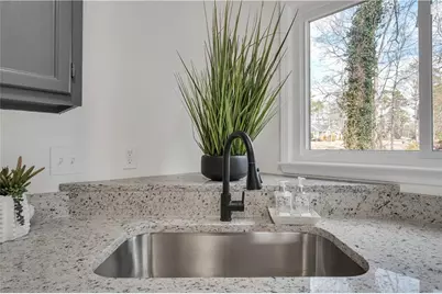 4928 Olde Mill Dr, Marietta, GA 30066 - Photo 12