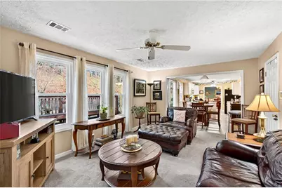 559 Wynbrooke Parkway, Stone Mountain, GA 30087 - Photo 18