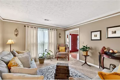 559 Wynbrooke Parkway, Stone Mountain, GA 30087 - Photo 8