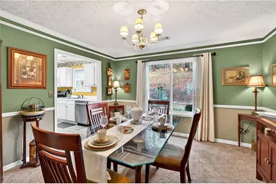 559 Wynbrooke Parkway, Stone Mountain, GA 30087 - Photo 10