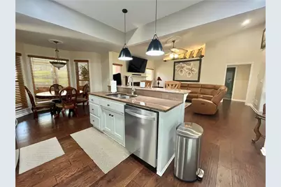 2660 Sandy Creek Circle, Loganville, GA 30052 - Photo 10