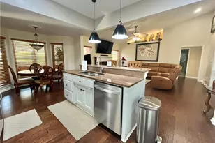 2660 Sandy Creek Cir, Loganville, GA 30052 - Photo 10