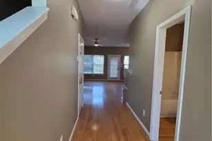 7067 Brookview Cir, Riverdale, GA 30274 - Photo 8