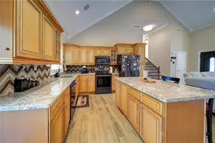 1467 Drayton Woods Dr, Tucker, GA 30084 - Photo 8