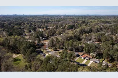 1467 Drayton Woods Drive, Tucker, GA 30084 - Photo 28